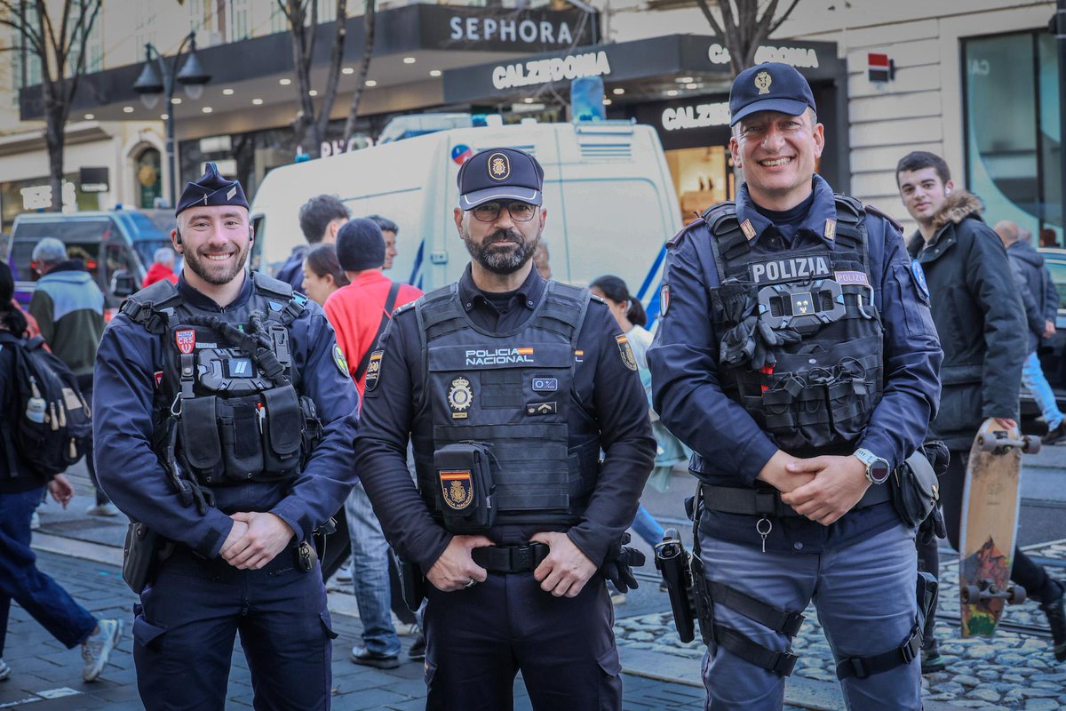 Police nationale tweet media