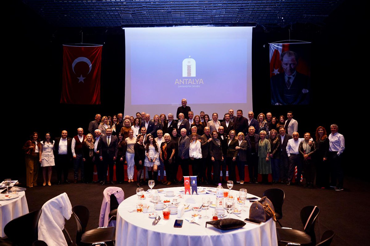 Cem Arüv tweet media