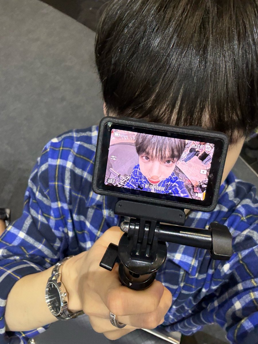 💙 HAPPY BX DAY 💙

this is still one of my fave photos of you~

#CIX #승훈 
#Best_Leader_BX_Day
#병곤의_오늘이_가장_빛나길