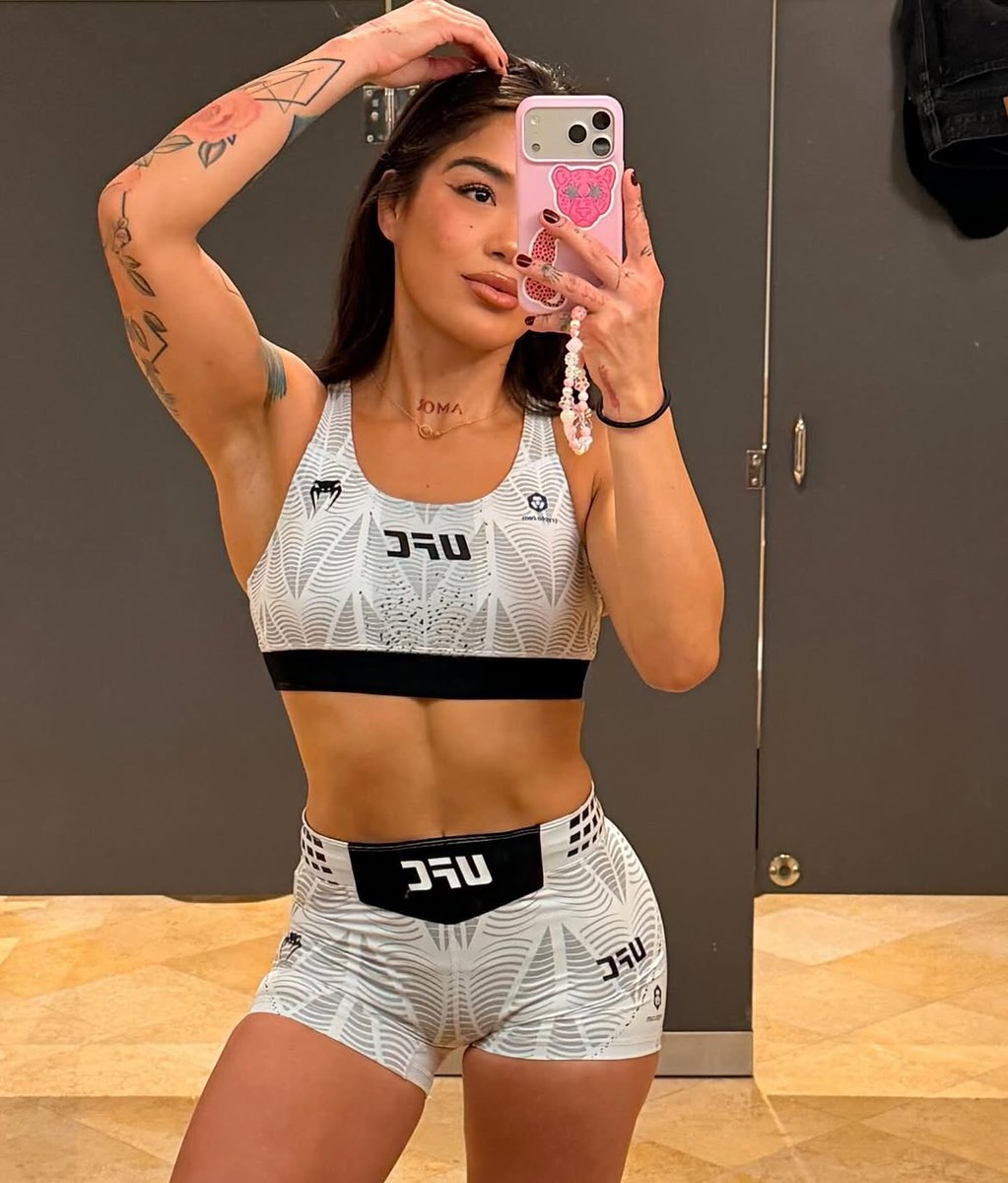 Cage Bites MMA tweet media