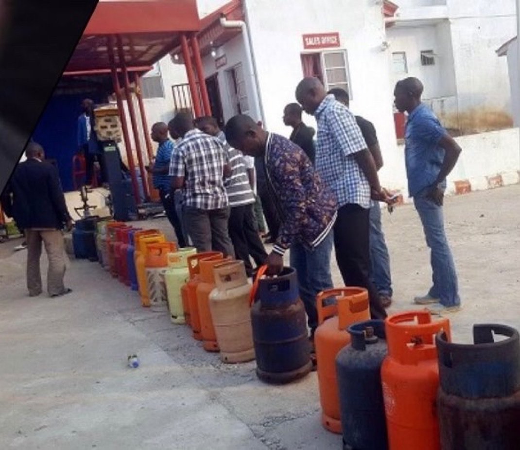 Oyo Truth tweet media