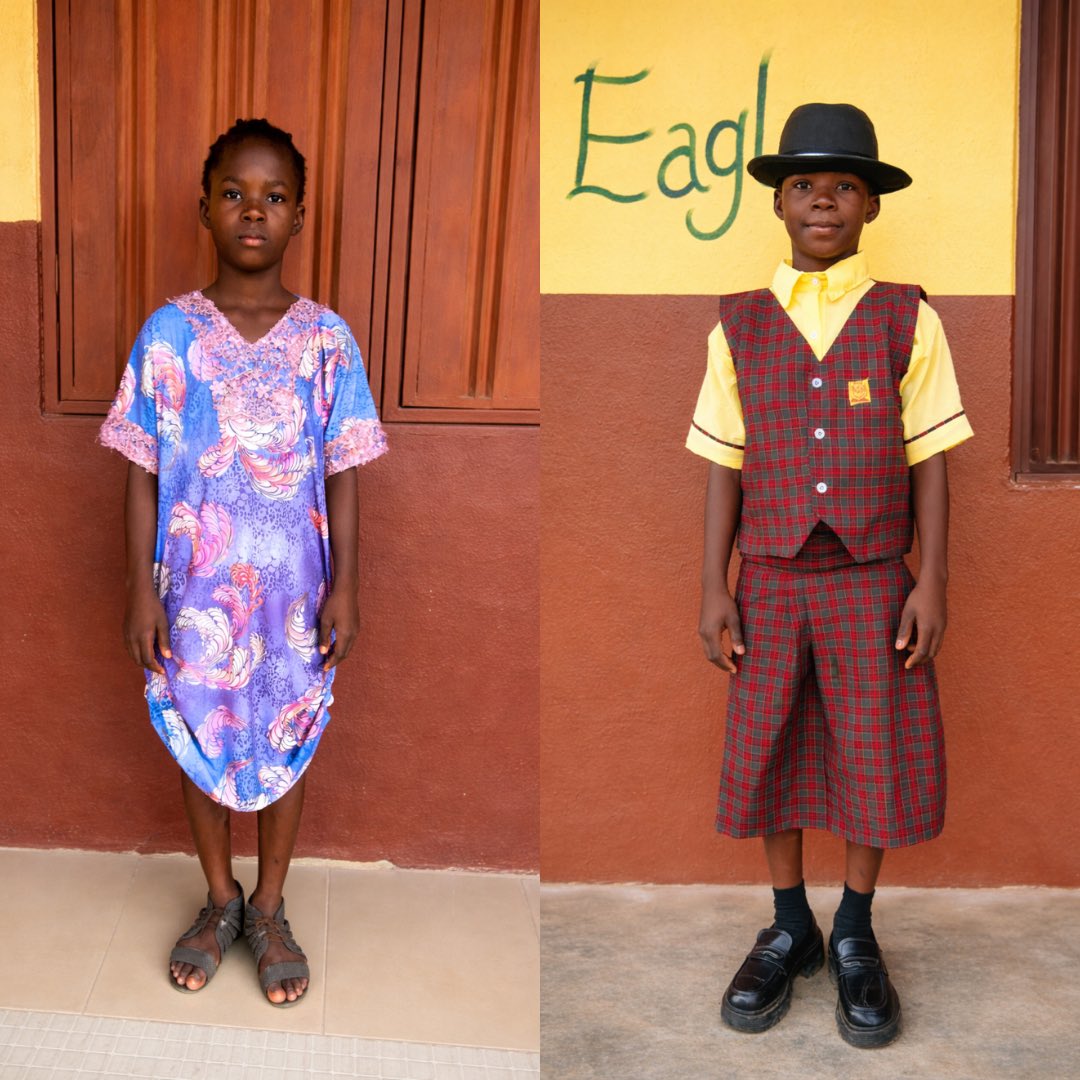 mydigiparents's tweet photo. Before and After with DigitalParents 💚
Dorcas lost her father as a baby and went to school without a uniform, proper shoes, books, and often without food.

Today, her fees are paid. She has a new uniform, shoes, bags, and books. She’s back in school, learning with dignity. https://t.co/9OjapbcSjJ