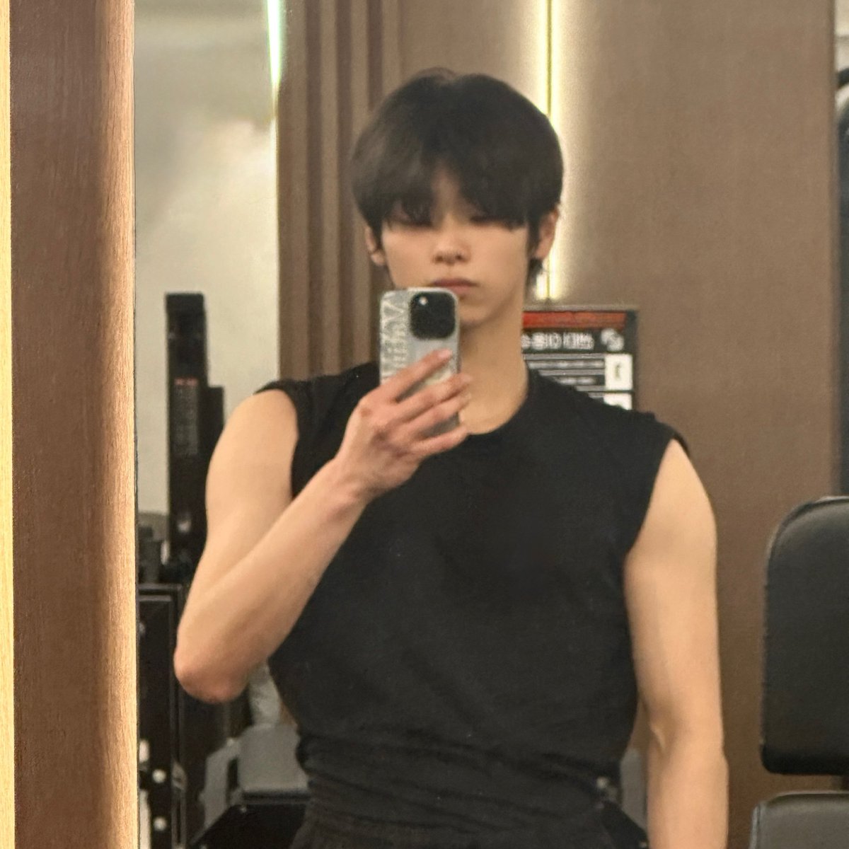 아.........
아.................
존잘균.......
존잘긴.......