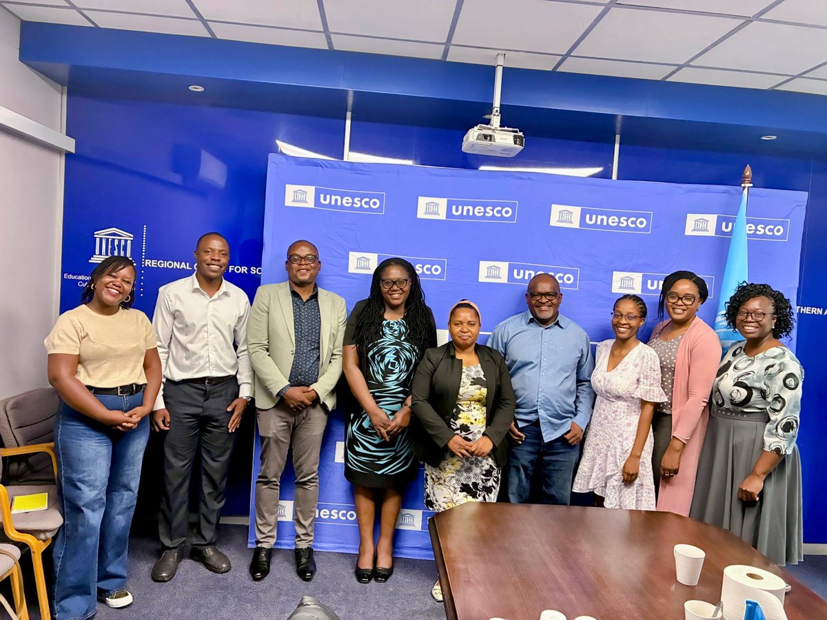 Friendship Bench tweet media