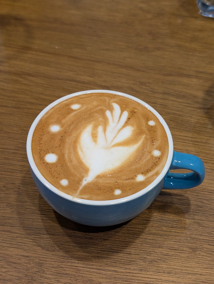 AO_paranoia's tweet image. #7スト 改め #ケイコ場 でカリガリカレー🍛
辛口スパイシー🌶️トッピングも美味しかった😋
〆に美味しいコーヒーも飲める☕