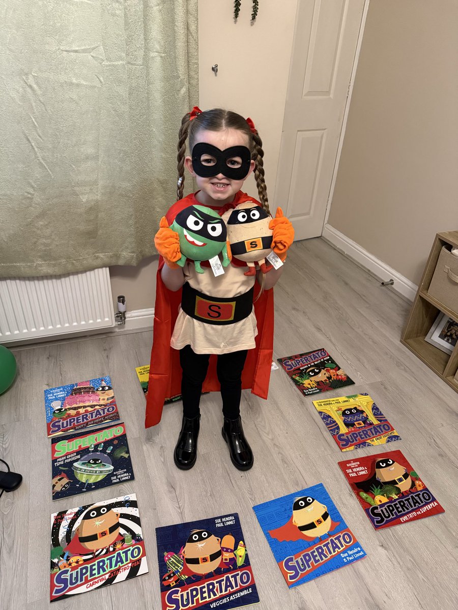 Mrs Beesley-Monteath 🐝 tweet media