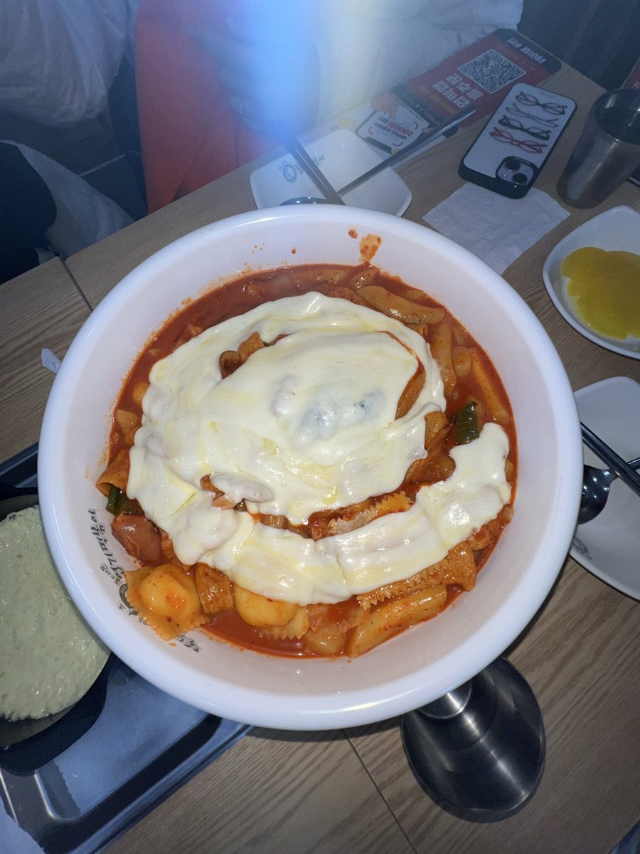 min_hhhaa's tweet photo. 엽떡 야르👍 https://t.co/jCzSuOaHOg