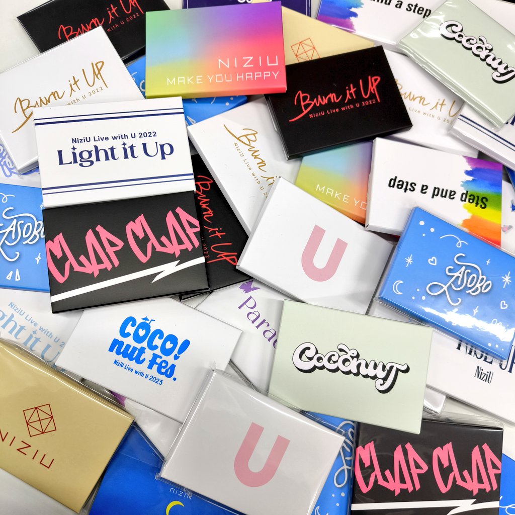 NiziU 【入荷情報】 NiziUさんのフォトカードセットが各種沢山入荷致し