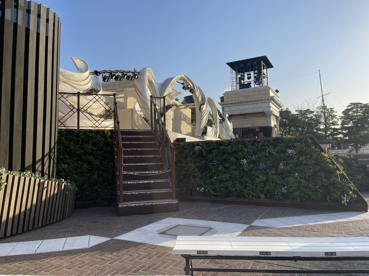 近い😭😭😭