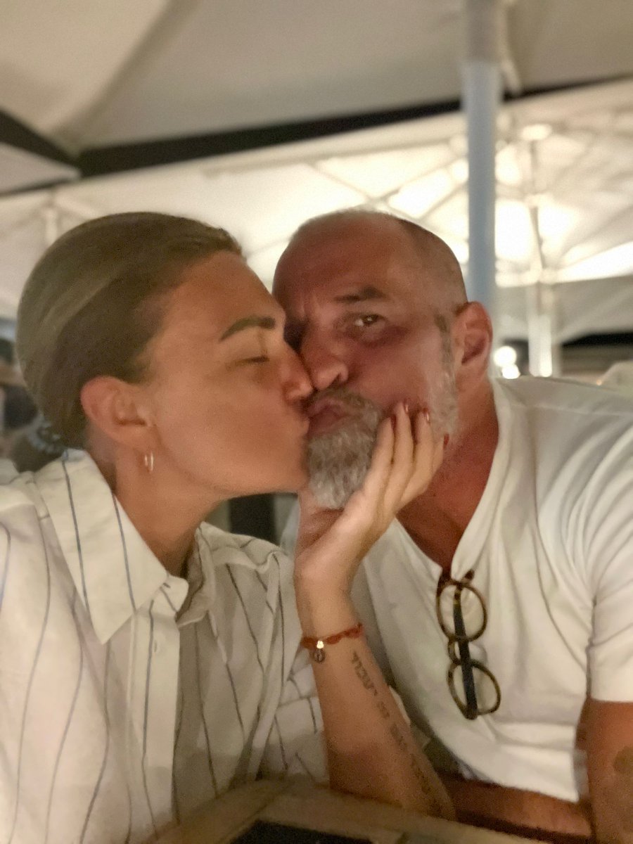 Tanti auguri amore mio. ❤️❤️❤️