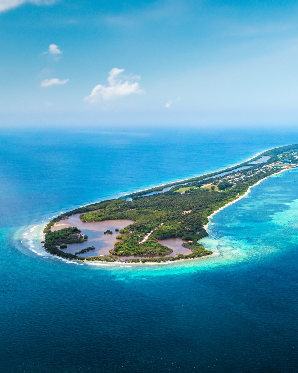 Island views from above. 🌊✨

#islandrooms #staylocal #maldivesgetaways #visitmaldives