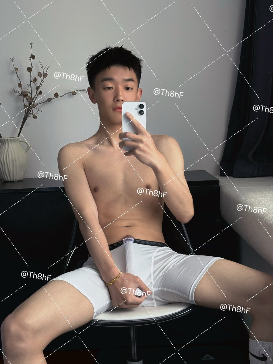 九点准时睡！ tweet media