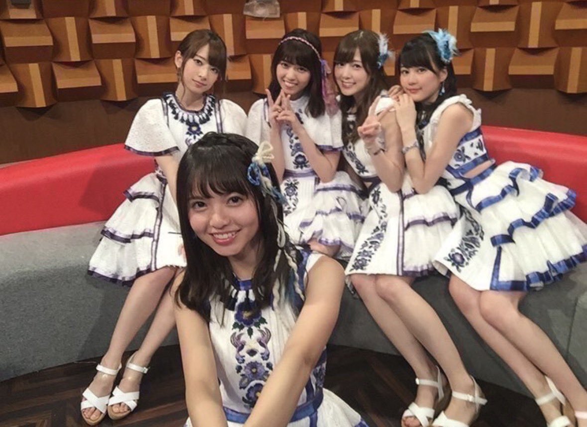 pdsjk5's tweet photo. 👤「ロイヤルストレートフラッシュって、他のものに例えるならどのくらいヤバい？」
👨‍🦲「これ(↓)が同じグループに揃うくらい」

乃木坂46ファン「...(10年前なら毎度見れてたのになぁ)」 https://t.co/aJeM6f9Dsp