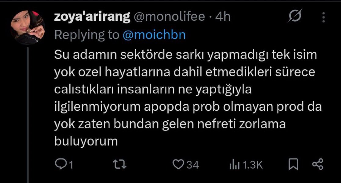 womansé tweet media