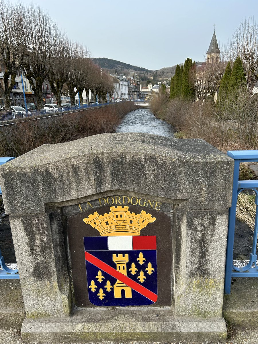 NellieSancy tweet media