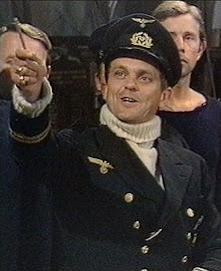 daveainsworth63's tweet photo. Remembering the brilliant Welsh actor Philip Madoc (Philip Jones) who died on this day in 2012. He was 77. ๐ด๓ ง๓ ข๓ ท๓ ฌ๓ ณ๓ ฟ #PhilipMadoc #DadsArmy #DoctorWho #TheLifeAndTimesOfDavidLloydGeorge #TheAvengers #FortunesOfWar #AMindToKill #DrJekyllAndSisterHyde #SoftBedsHardBattles #Porridge https://t.co/BjdxlzU7Xp
