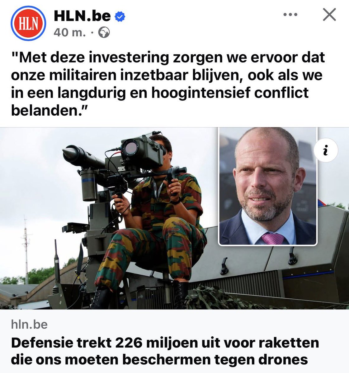 Ik vraag me al maanden af waar de drones zijn gebleven die wekenlang ons nieuws geteisterd hebben. 

Tot plots -na de hype- de beslissing kwam om eerst per direct 50 miljoen en daarna 500 miljoen vrij te maken ‘om ons ertegen te beschermen’. 

Nooit een drone gefotografeerd of