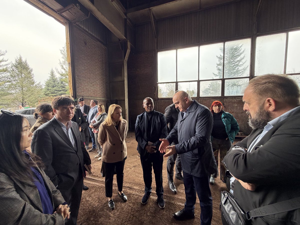 Ministar Vladimir Joković boravio je u Nikšić sa predstavnicima Svjetske banke, gdje je sa predsjednikom Opštine Marko Kovačević razgovarao o projektima Kuće poljoprivrede i postrojenja za preradu nusproizvoda životinjskog porijekla u okviru CRFASD projekta.