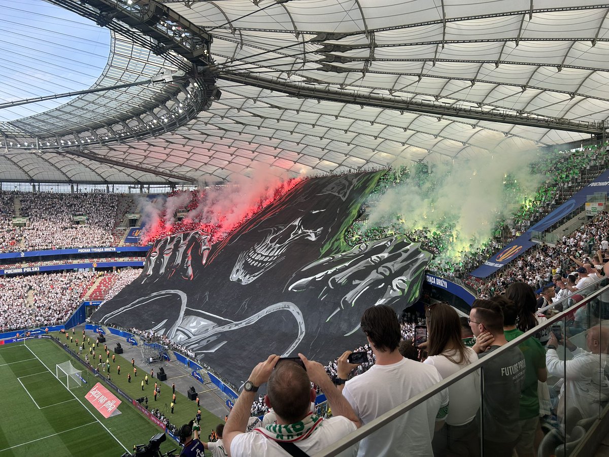 Alexinho tweet media