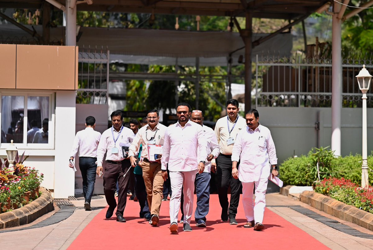 Jaykumar Gore tweet media