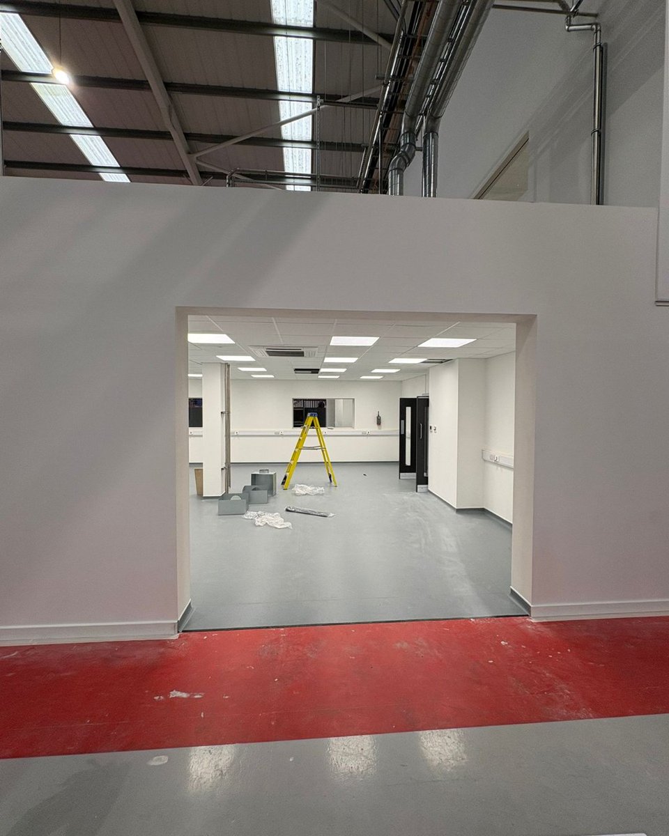 StanairDoors's tweet photo. Another fire shutter installed yesterday by our engineers Ed, Ed and Jordan.
Fire shutters are vital for slowing the spread of fire and protecting escape routes, giving people crucial time to evacuate safely.
Thank you team!
#Stanair #StanairInstall #Fireshutter #Firesafety https://t.co/yThihrmMJW