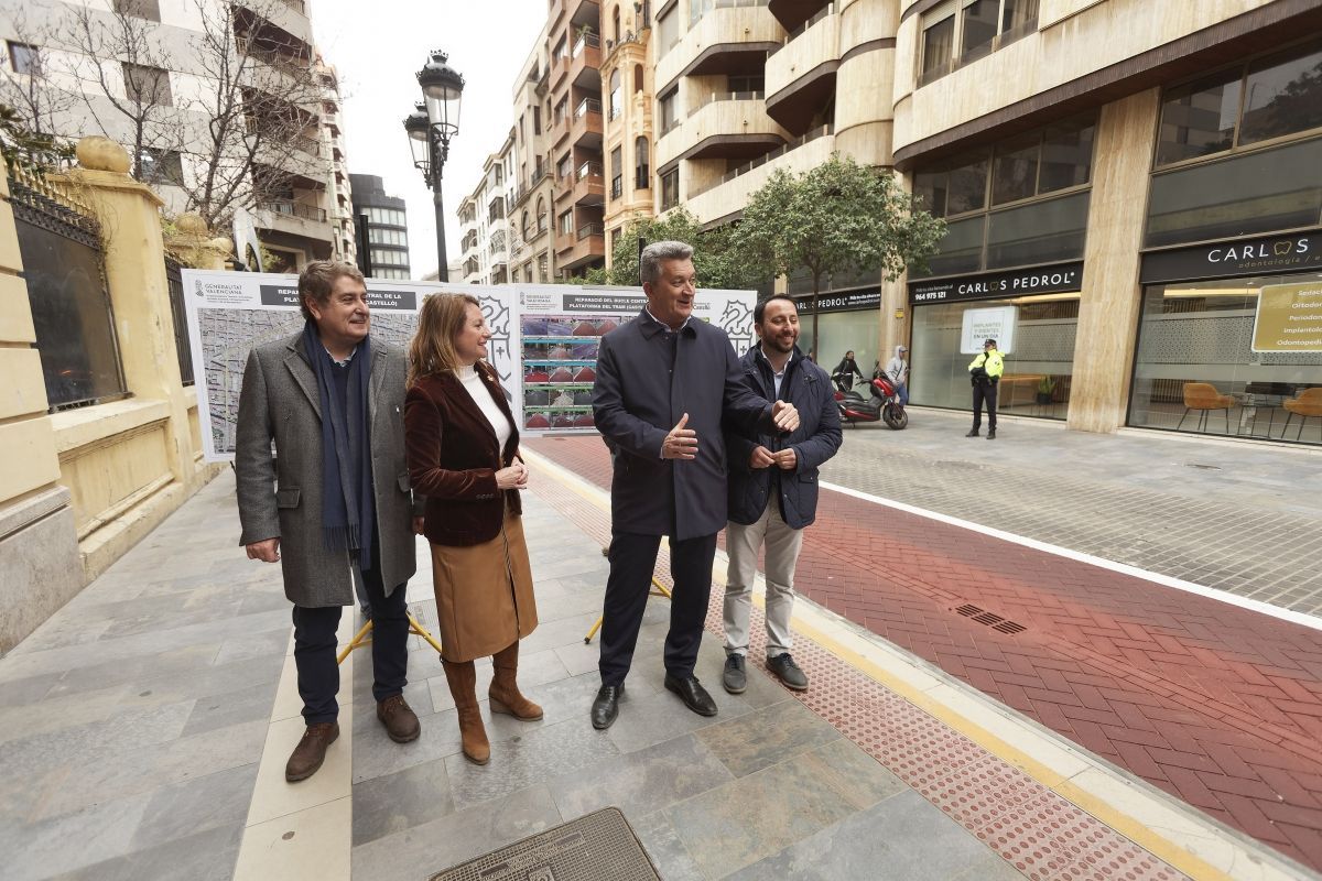 castellonplaza_'s tweet photo. Castelló 'estrena' por Magdalena la primera fase del bucle central del Tram y amplía su horario en fiestas

🔗 https://t.co/35v42Kmzkc https://t.co/CYLMm5ASPc