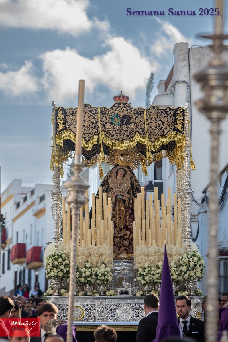 angel230106's tweet photo. Un jueves menos para que la Virgen vuelva a bajar a su pueblo bajo palio como viene ocurriendo desde tiempo inmemorial.

¡Dios te Salve, Madre de los lebrijanos! https://t.co/iOIBbV4J39