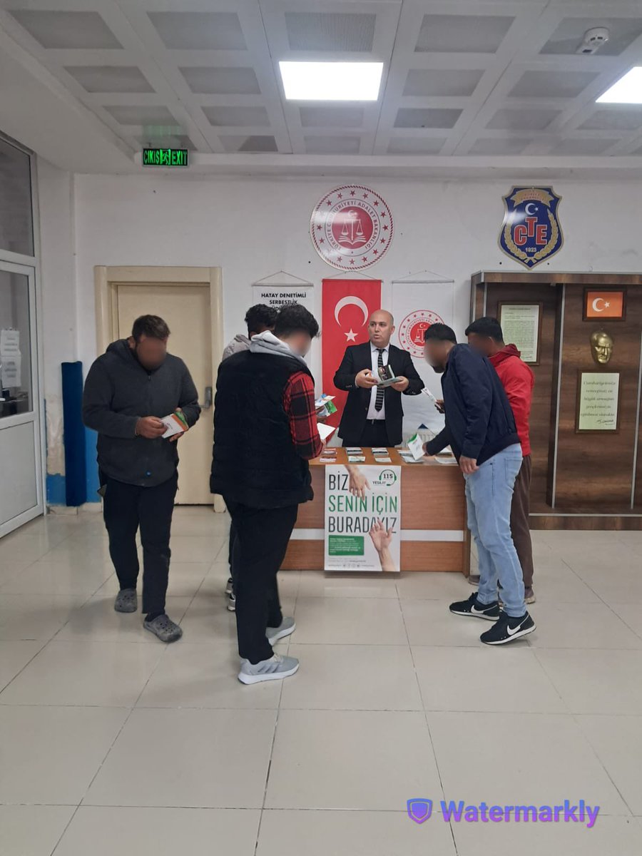 HatayDSM's tweet photo. Hatay Denetimli Serbestlik Müdürlüğümüzde 1–7 Mart Yeşilay Haftası kapsamında bilgilendirme standı açılmıştır.

Uzman personellerimiz tarafından yükümlülere bağımlılıkla mücadele ve sağlıklı yaşam konularında bilgilendirme yapılmıştır. https://t.co/Kv66TfIjWD