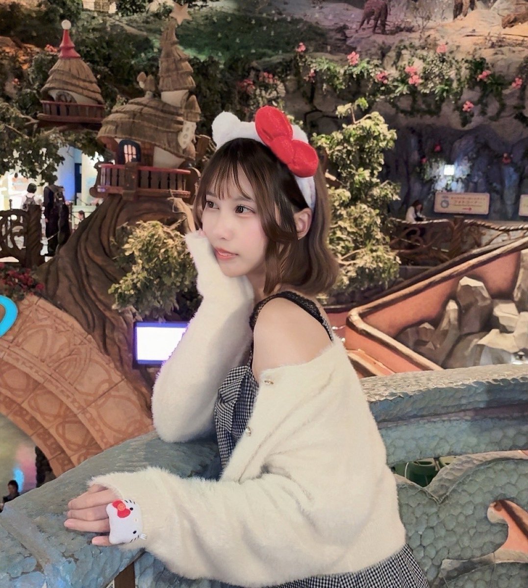 キティちゃん🍎ฅ•ω•ฅ