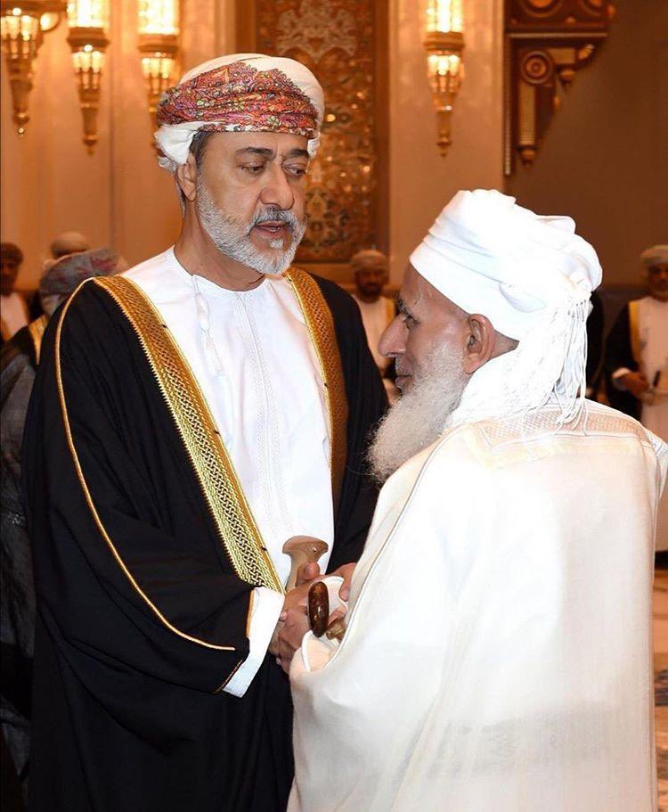 ✨📌 سلطان عظيم وحكيم.. ومفتي علامة رزين.