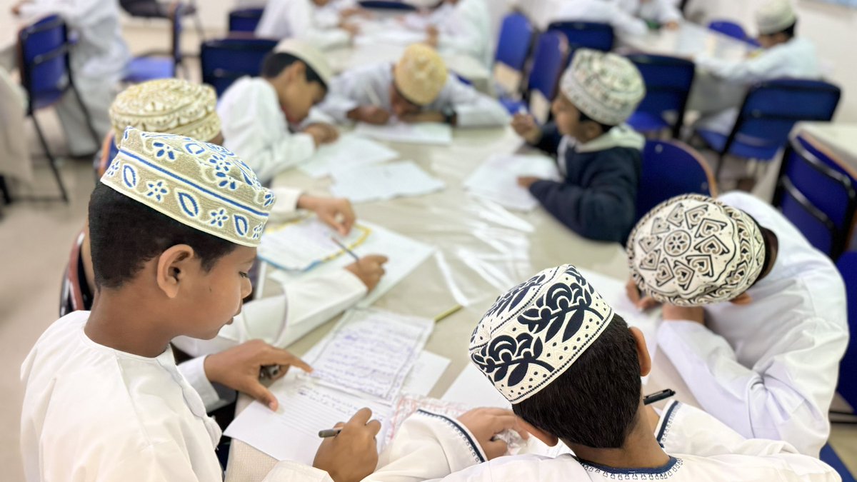 mousaschool's tweet photo. استكمالًا لمبادرة شهر اللغة العربية “لغة الضاد” نُفِّذ التقييم النهائي لمسابقة القارئ الصغير في مركز مصادر التعلم، بإشراف معلمي اللغة العربية وبمتابعة المنسق الإعلامي، لتعزيز مهارات القراءة وتفعيل دور المركز في دعم المبادرات التعليمية. https://t.co/z1U6ILPnE3