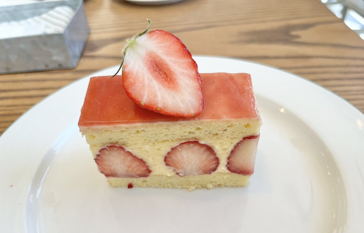 re_i_ko_612's tweet photo. 一緒にランチするの初めての人と🍴
その後、いつものカフェへ☕️🍰
いっぱい話せた😄 https://t.co/B3bWMO5gji