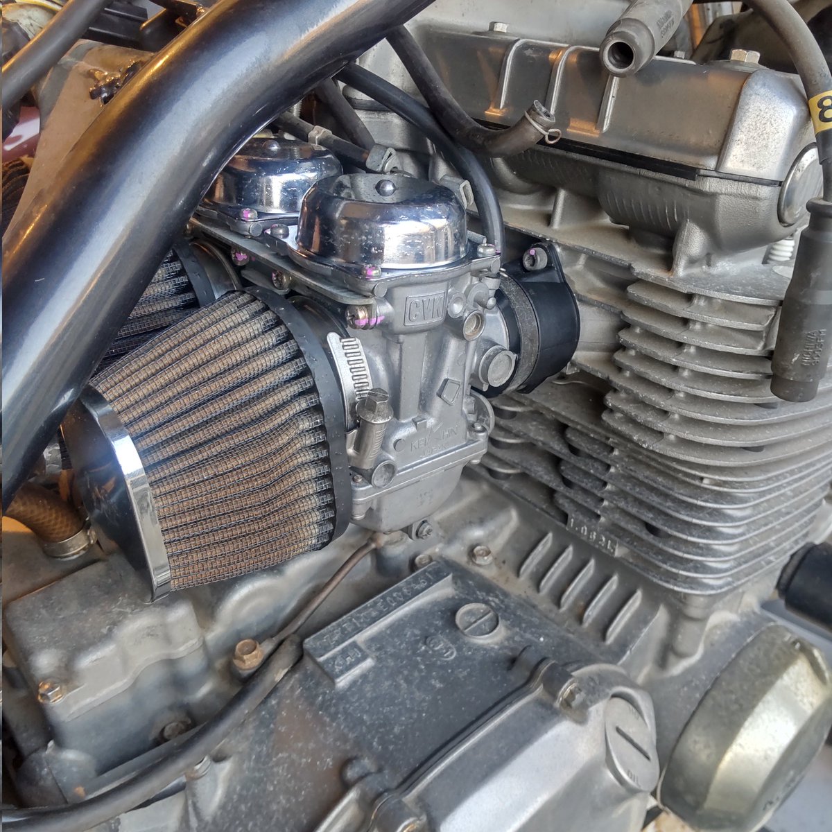 K'sGARAGE tweet media