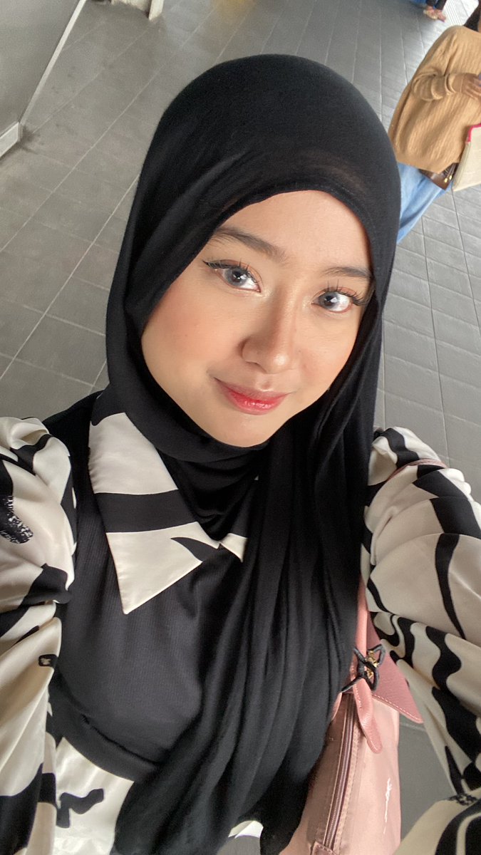 yona 🦋 tweet media