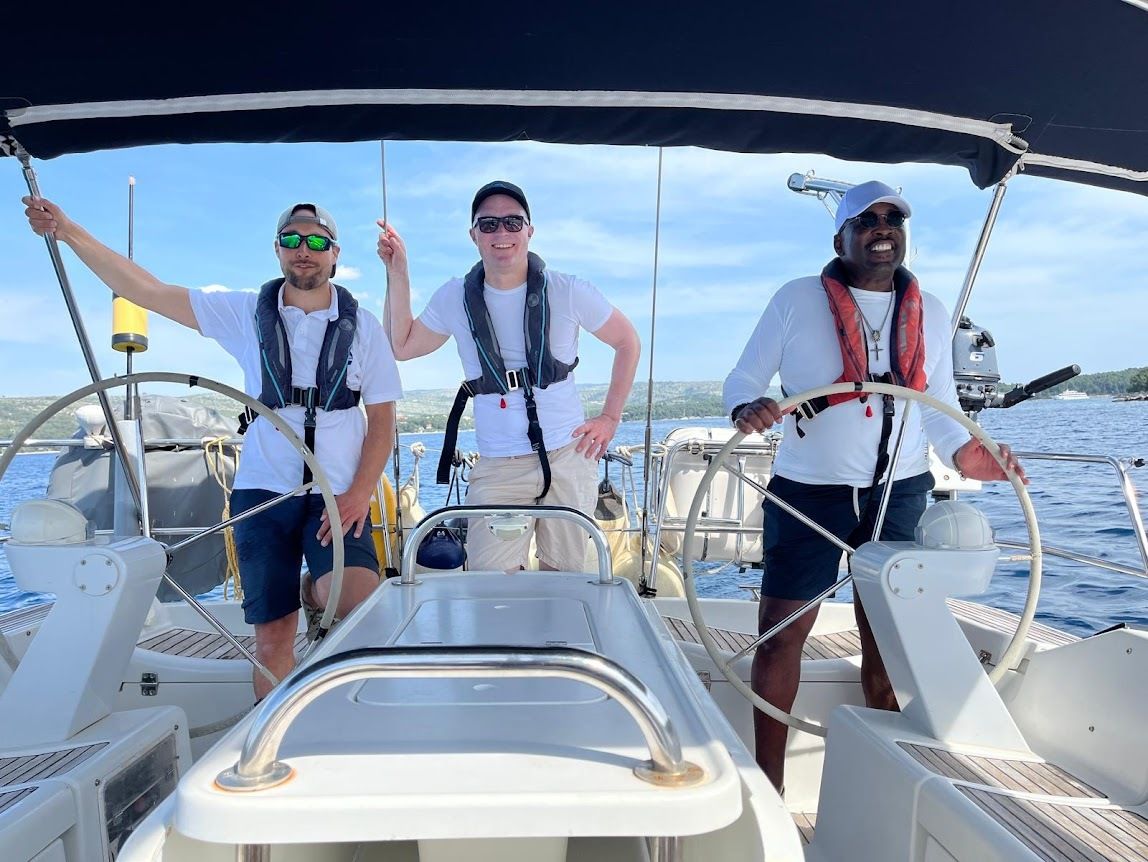YachtSailTrain's tweet image. Imagine skippering your own yacht in Croatia ⛵🇭🇷

RYA Day Skipper Practical
5 days liveaboard training
Real navigation &amp;amp; command experience

Start your journey here:
👉 YachtSailTraining.com
#DaySkipper #SailingCroatia #RYASailing