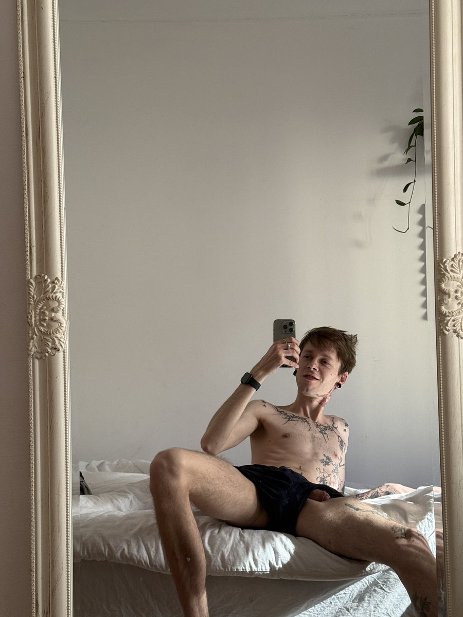 Ми🐳а tweet media