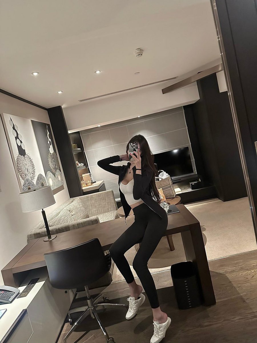 小糖酥 tweet media