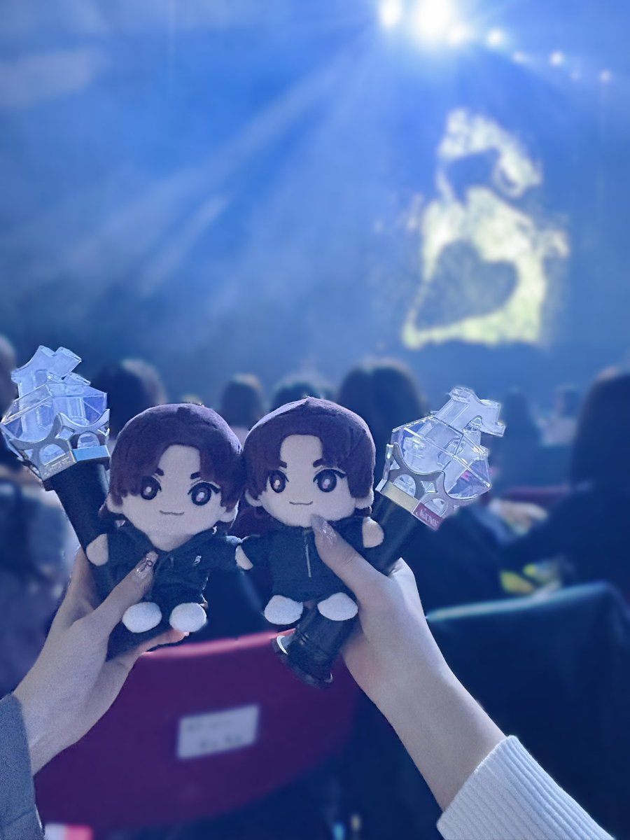 𝐻𝑎𝑟𝑢 tweet media