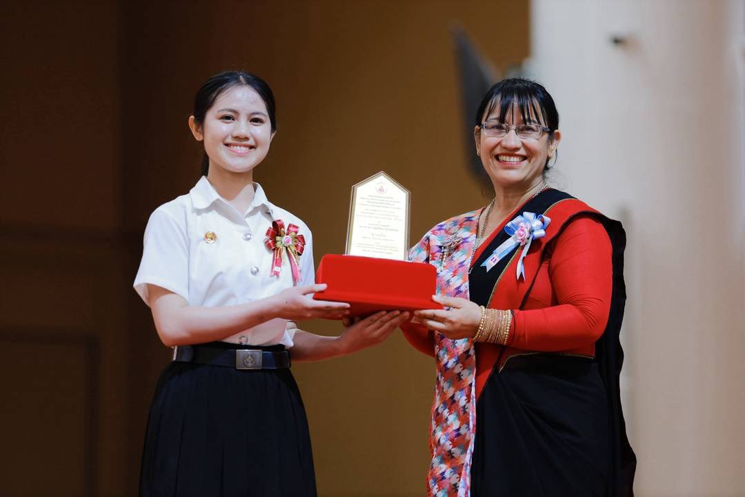 THE SENDER tweet media