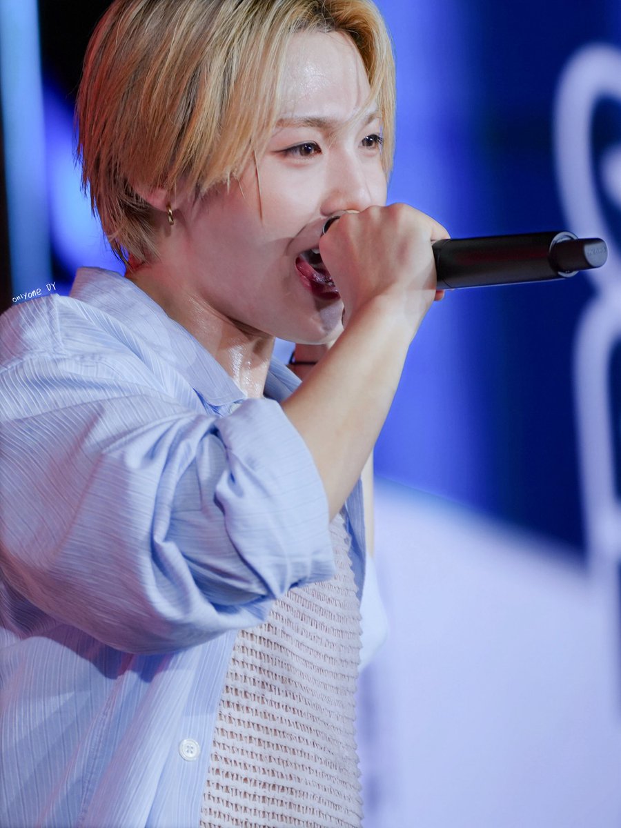 onlyone DY tweet media