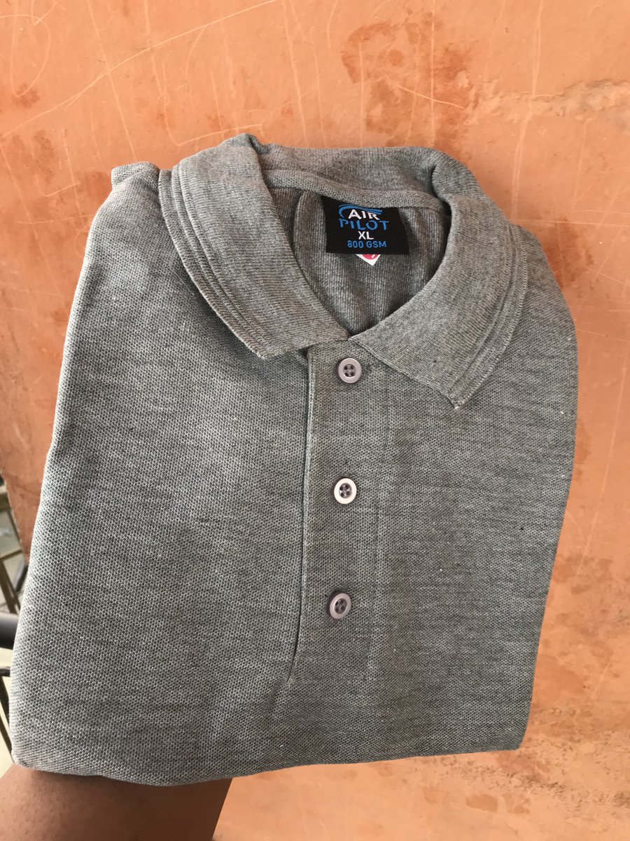 T-shirtfrommakis tweet media