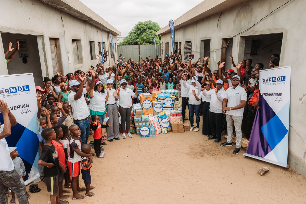 clubOmozambique's tweet photo. #Karmol #Mozambique strengthens support to flood victims with donation to two resettlement centres in #Marracuene
@karpowership
https://t.co/H6kWku18qW https://t.co/4rCJ1wOYFZ