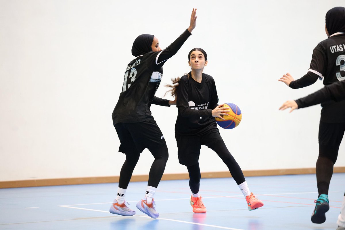 Muscat University جامعة مسقط tweet media