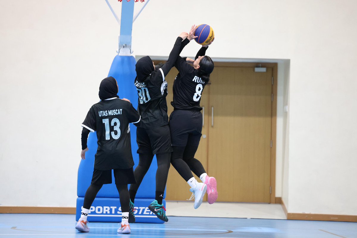 Muscat University جامعة مسقط tweet media