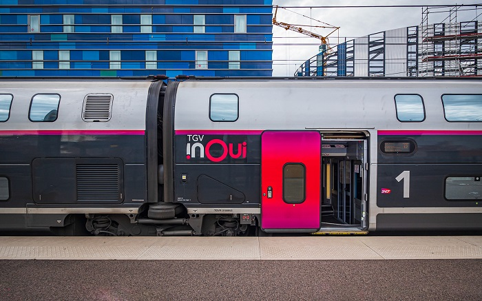 RevistaViaLibre's tweet photo. SNCF Voyageurs cerró 2025 con una ocupación superior al 80 por ciento en la línea Barcelona-París

Según los datos del informe financiero del grupo SNCF

https://t.co/eo4EbboiHw https://t.co/DePo4YeXwo