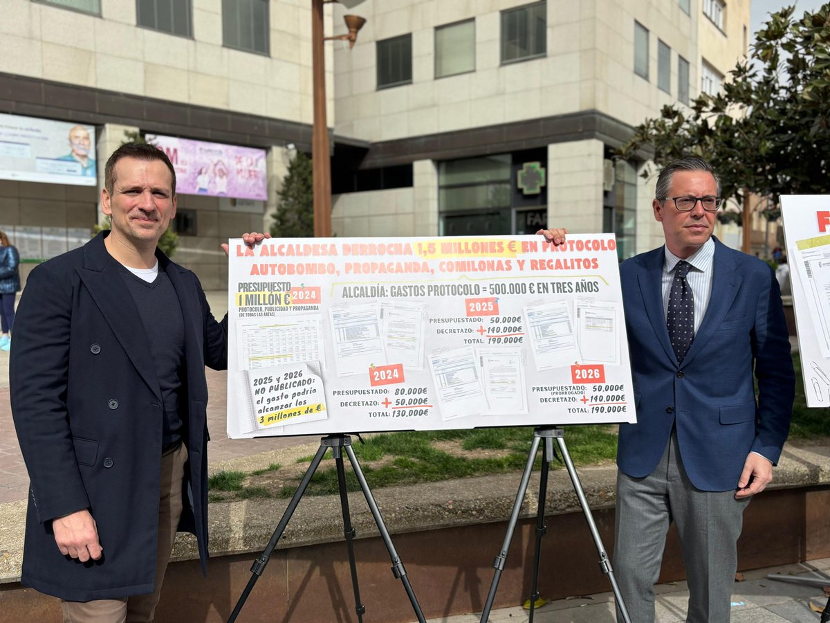 actuapolitica's tweet image. Antonio José Mesa exige explicaciones por el gasto en protocolo y propaganda en Getafe.

💰 El PP denuncia que el Gobierno municipal ha gastado 1,5 millones de euros en protocolo, propaganda y autobombo en tres años.

actualidadpolitica.es/antonio-jose-m… @AJMesaGarrido