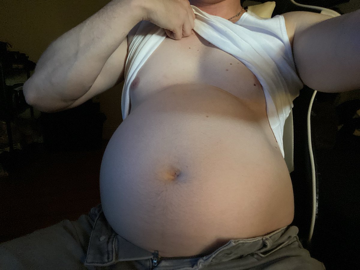 BeefcakeBelly tweet media