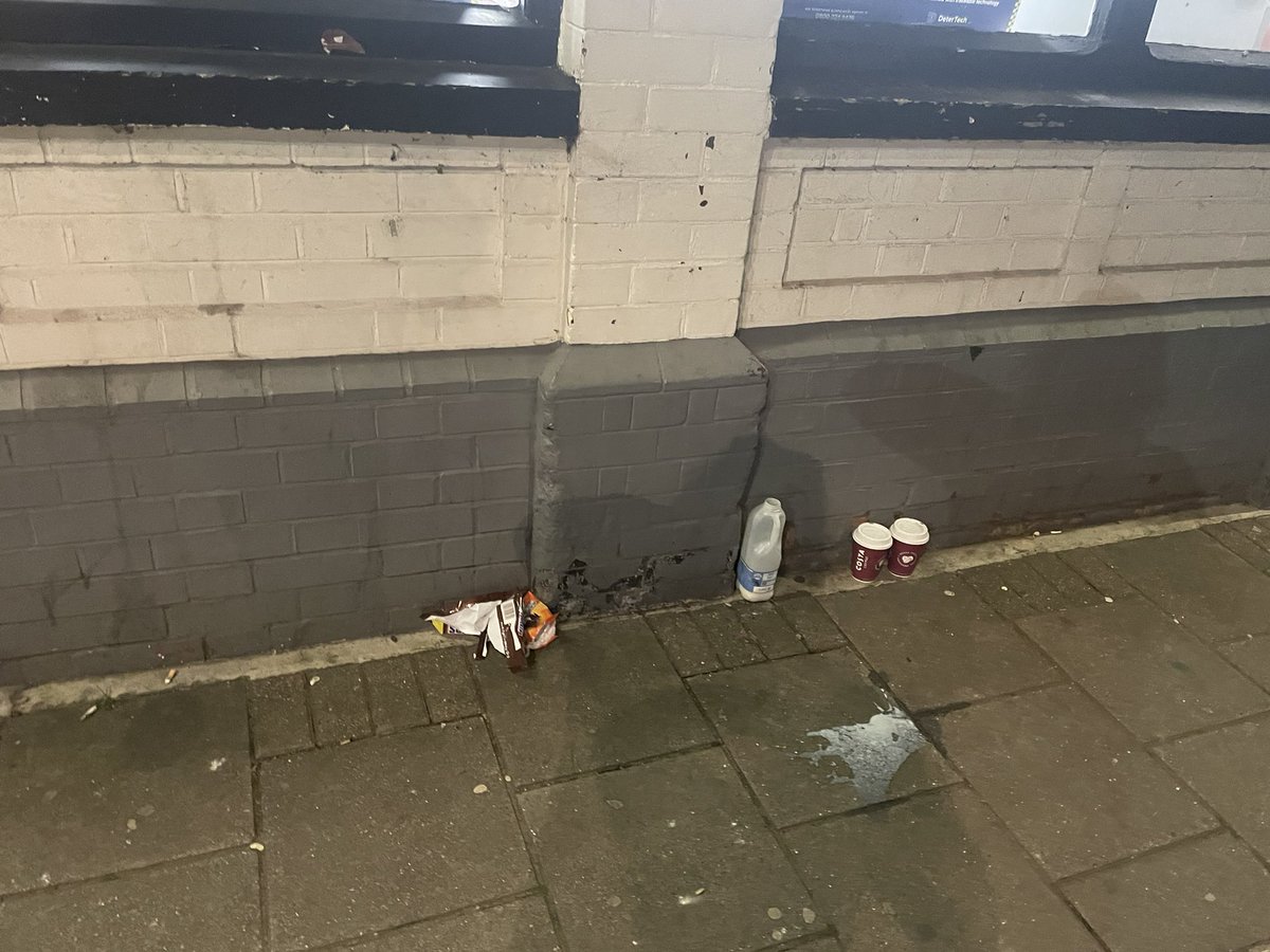 Robert de M Davies tweet media