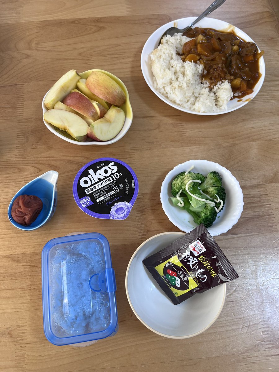 つかれた チビにブロッコリーとられた もういいや はぁー