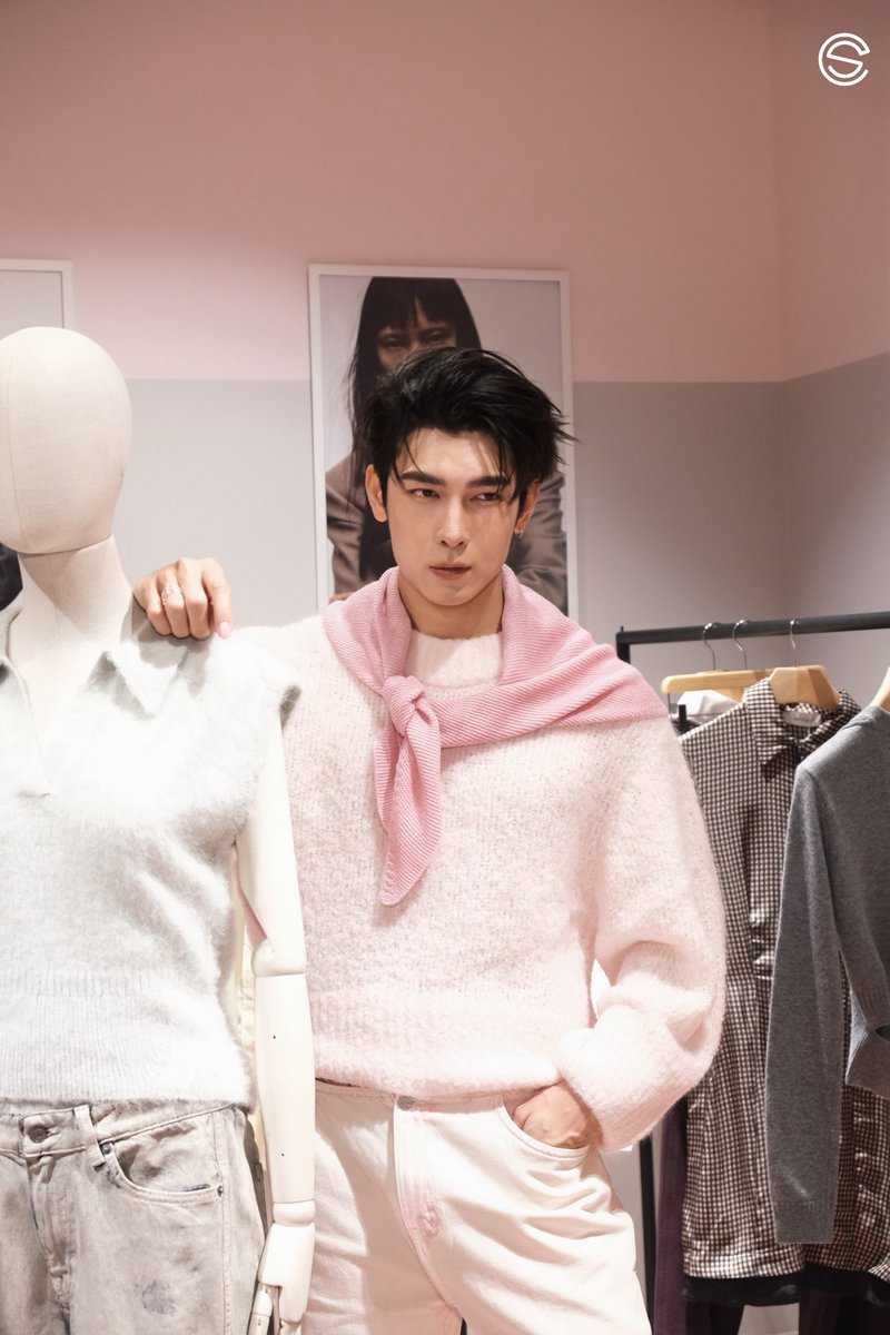 Suppasit Channel tweet media